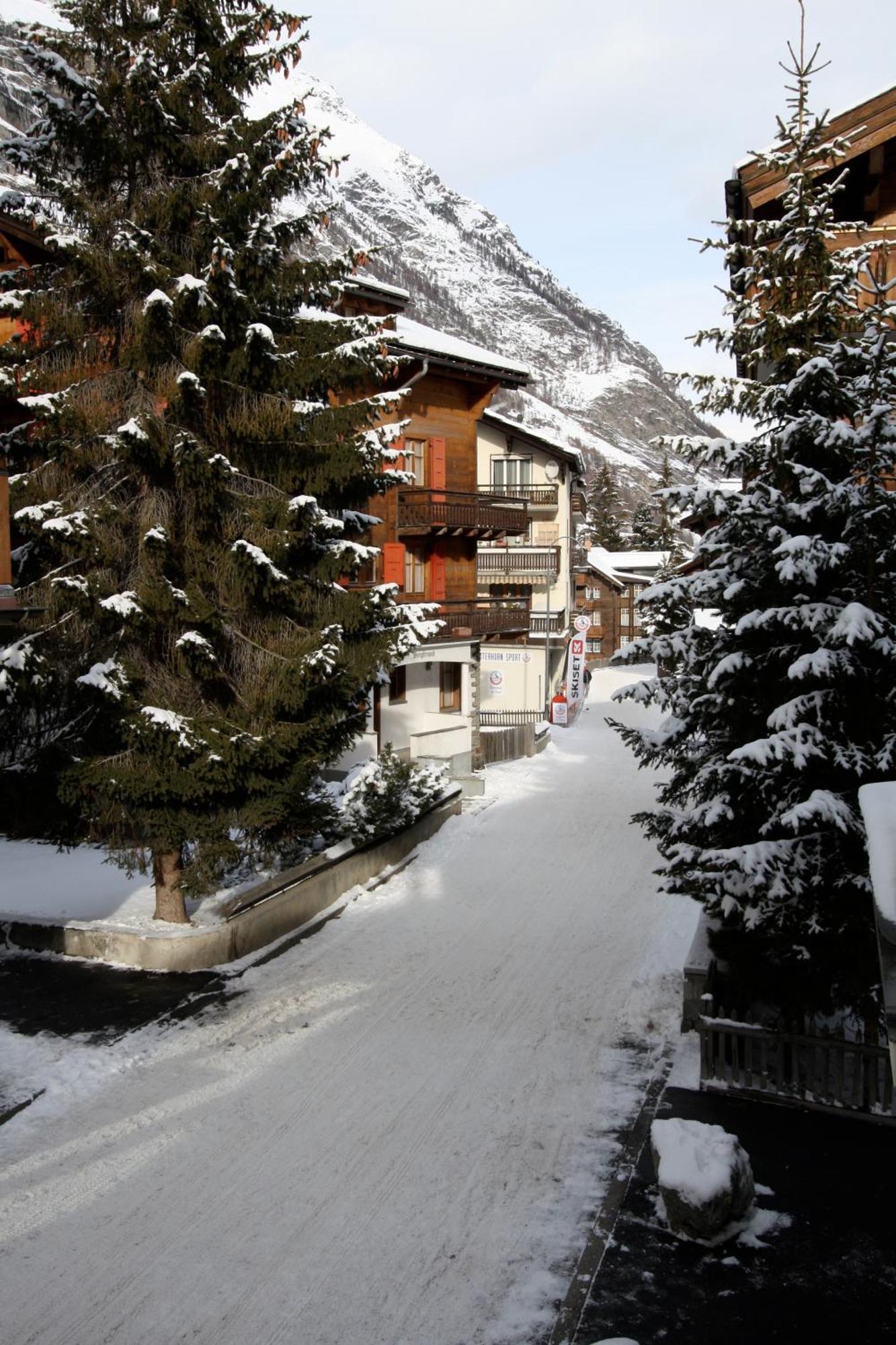 Central & Elegant Apartments,Partially With Fireplace, By Zermatt Rental Exterior foto