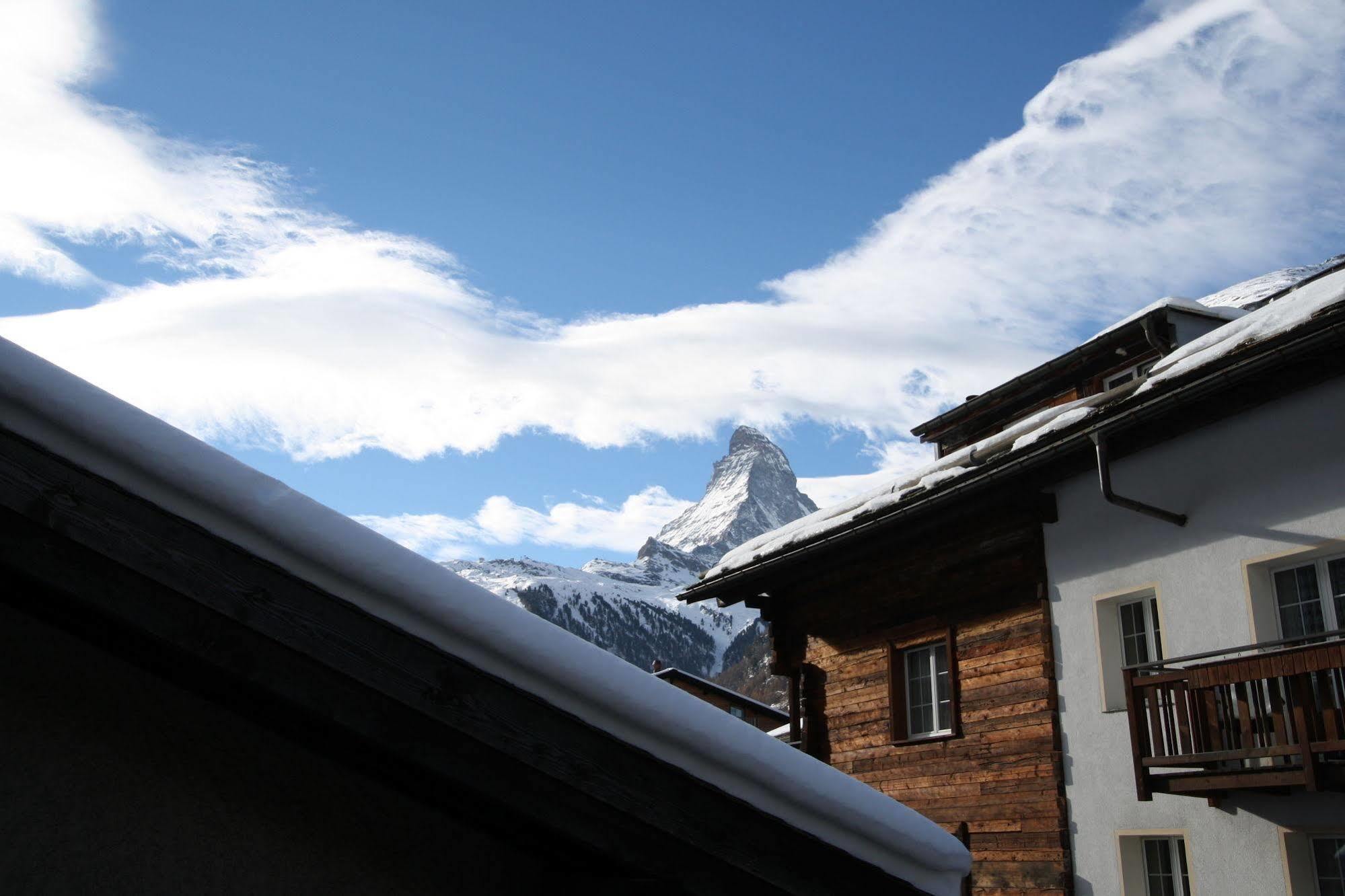Central & Elegant Apartments,Partially With Fireplace, By Zermatt Rental Exterior foto